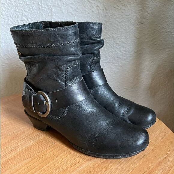 Pikolinos Black Buckle Ankle Booties - Picture 1 of 6